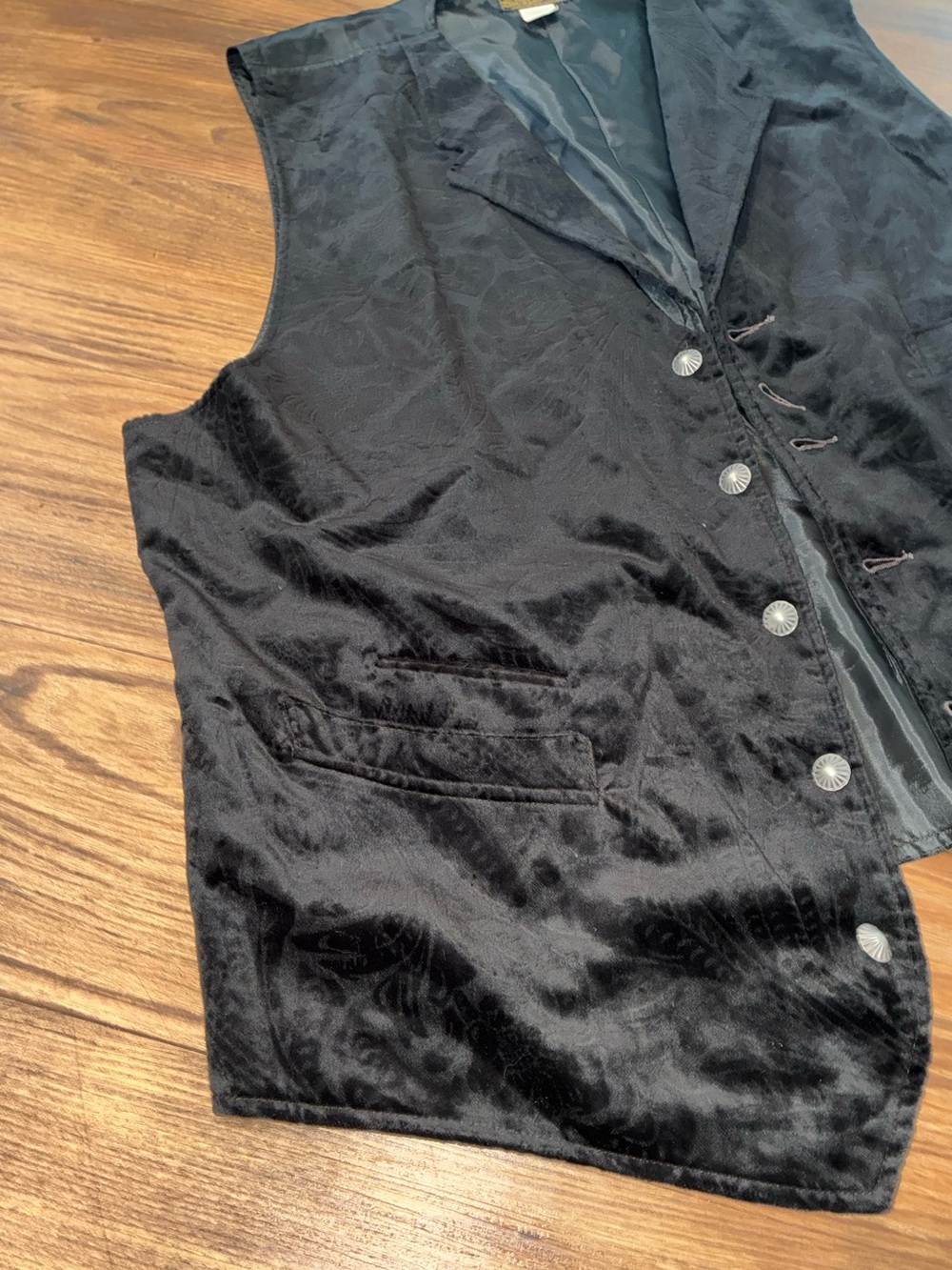RRL Floral Flocked Velvet Notch-Lapel Vest - Picture 3 of 15